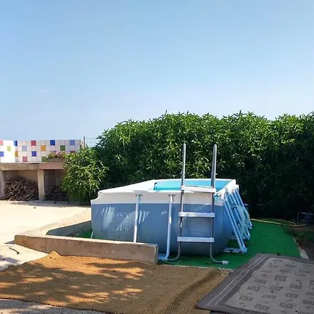Charming House + Pool Feriehus *