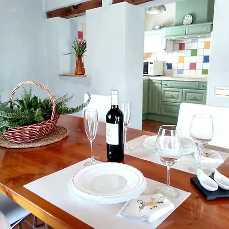 Charming House + Pool Deltebre