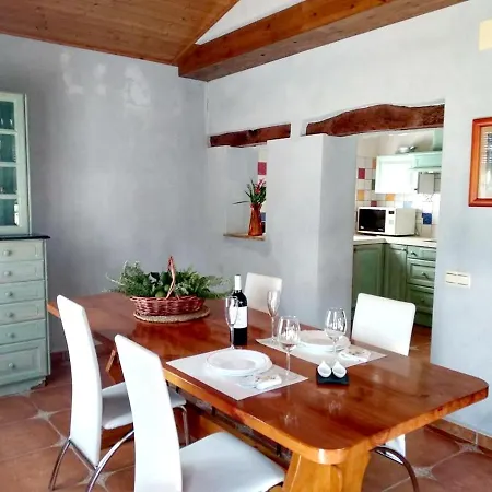 Charming House + Pool Holiday home