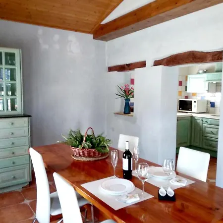 Charming House + Pool * Deltebre