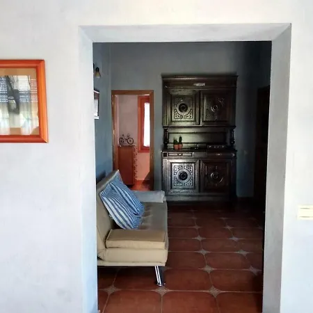 Charming House + Pool Deltebre