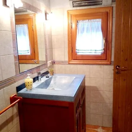 Charming House + Pool Tatil Evi *