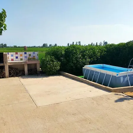 Tatil Evi Charming House + Pool Deltebre